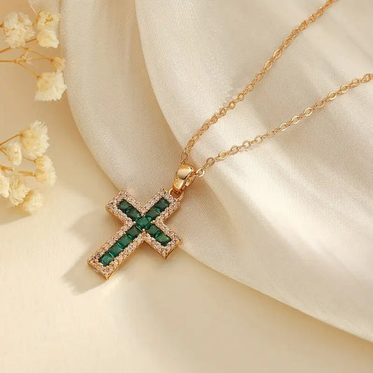 Solene Emerald Cross Collier pendentif | Doré