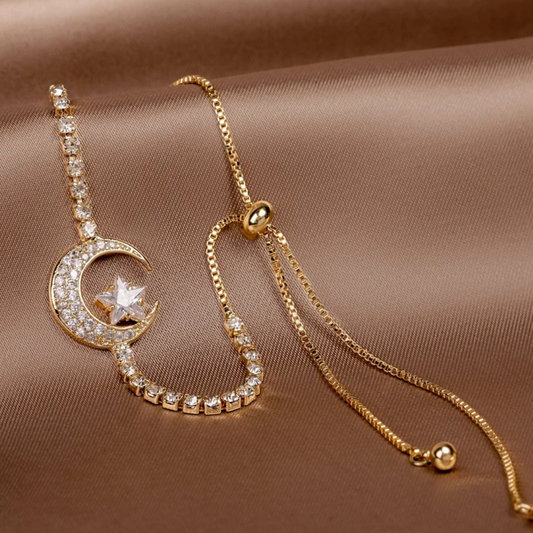 Bracelet Doré avec Pendentif Lune en Zircone