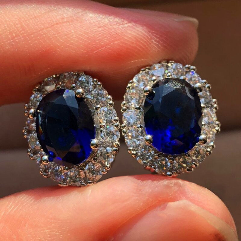 Oval White Sapphire Stud Boucles d’oreilles | Or blanc