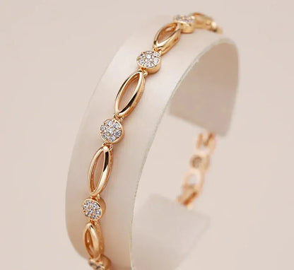 Bracelet Doré Élégant en Zircone