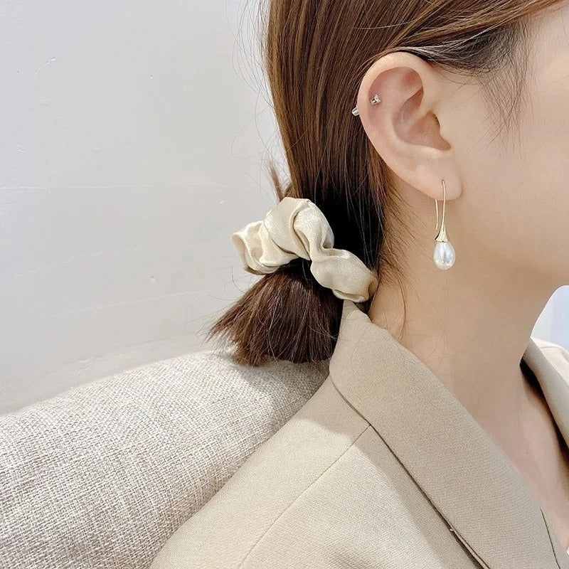 Boucles d'oreilles classiques avec perles Helena